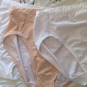 Hanes x-temp under ware